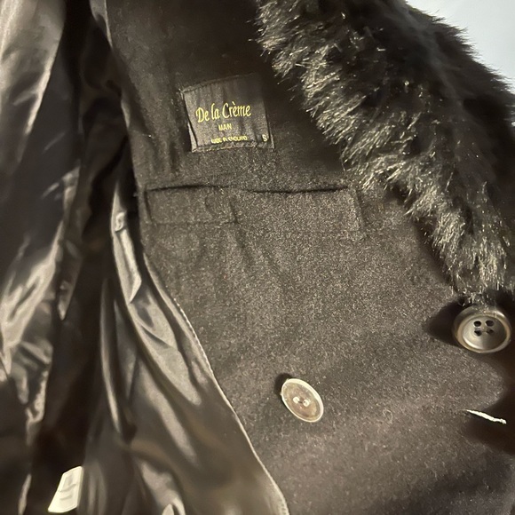 Double Breasted Wool Coat with Faux fur Collar in Black, size Small. Brand New! - Picture 7 of 11